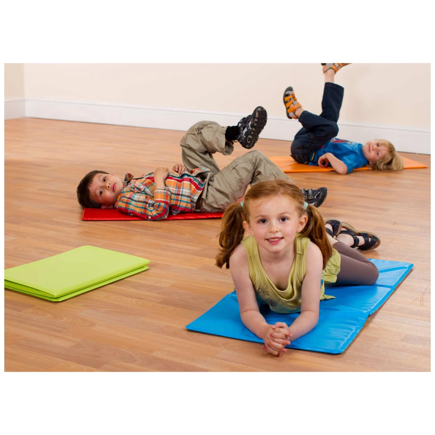 3 Section Folding Activity Mat (Pack Of 24) 2 3 Section Folding Activity Mat (Pack Of 24) - Image 2