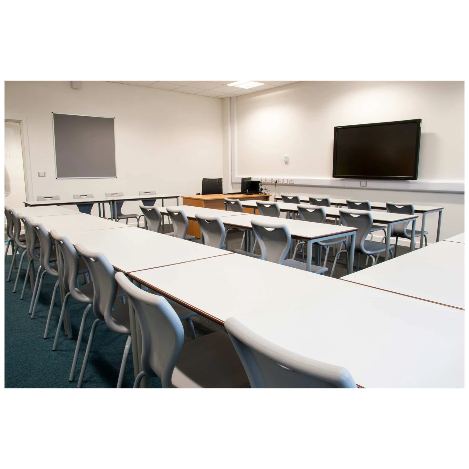 EN10 Classroom Chair - Bulk Buy Offer 3 EN10 Classroom Chair - Bulk Buy Offer - Image 3